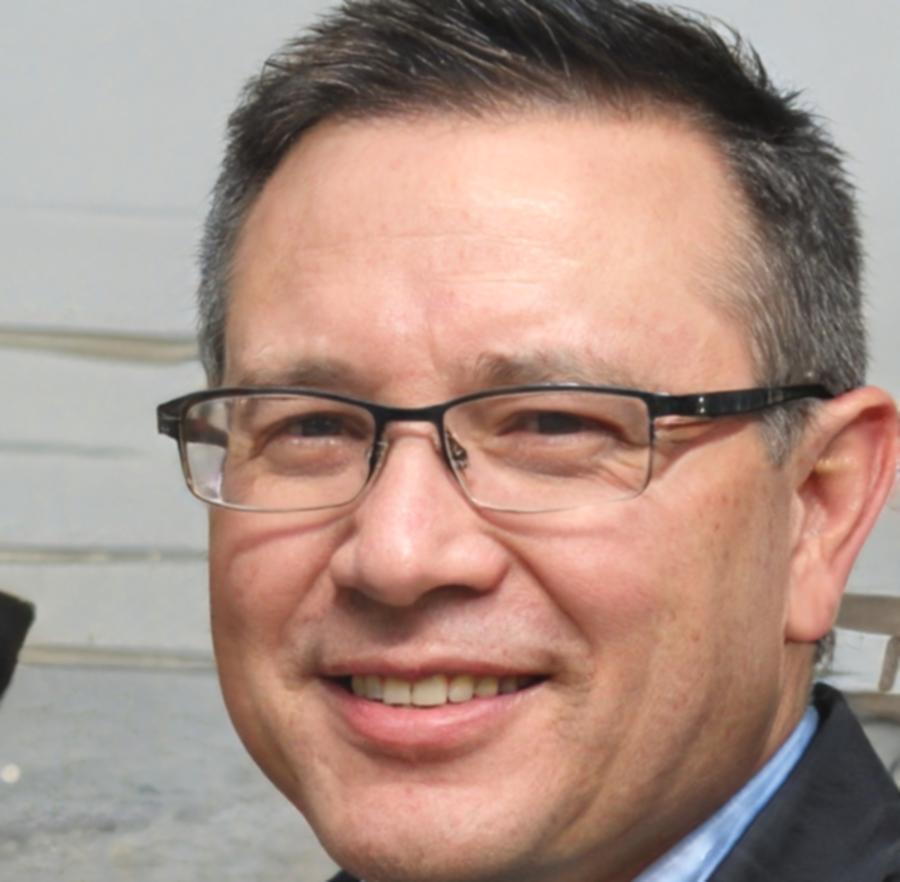 Camilo Vásquez, profesional financiero exitoso